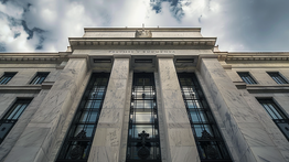 The Untold Story of the Bond Market: Economic Signals vs. Mainstream Narratives