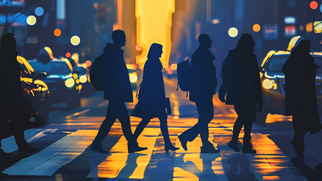 Recession Light: US Economy Dips Without Job Cuts