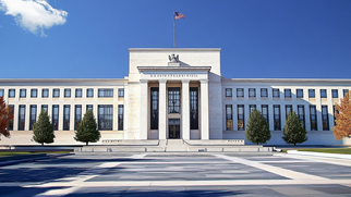 Elizabeth Warren Pressures Fed for 0.75% Rate Cut